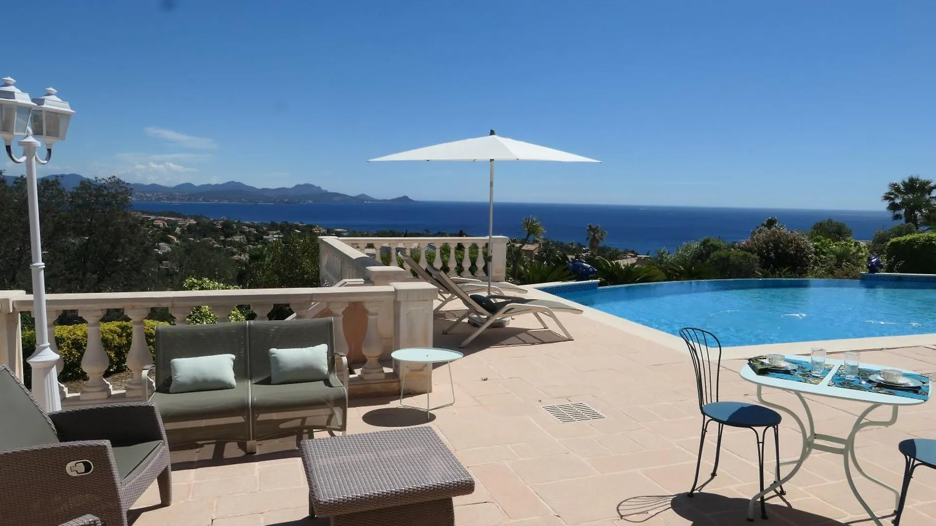 Chambre D'Hote, Vue Mer Exceptionnelle, A 5 Minutes De La Mer Roquebrune-sur-Argens
